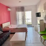 Apartament Naki *