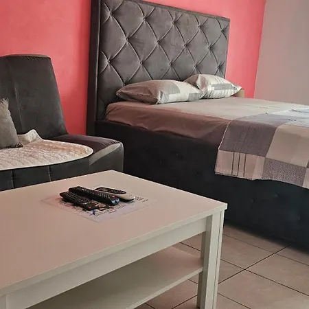 Naki * Podgorica